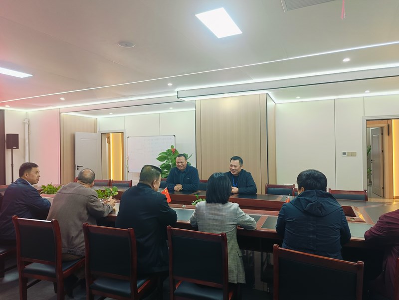   2024年11月政協(xié)領(lǐng)導走訪(fǎng)委員，為企業(yè)排憂(yōu)解難